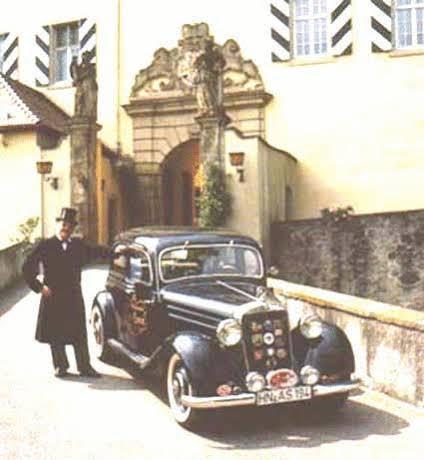 Hotel Zum Lamm Gundelsheim  Ngoại thất bức ảnh